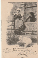 BE 10-(22)  A LA CHAPELLE DE PORT BLANC   -  COUPLE AVEC CHIEN  - AUTEUR T. BOTREL  " LE TRICOT DE LAINE " -   2 SCANS - Personen