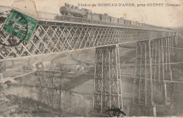 BE13 -(23)  VIADUC DE BUSSEAU D ' AHUN , PRES GUERET  -  LOCOMOTIVE ET WAGONS DE MARCHANDISES  -  2 SCANS - Autres & Non Classés