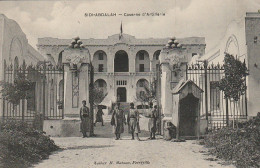 CE11  - SIDI ABDALAH ( TUNISIE ) -  CASERNE D ' ARTILLERIE - ANIMATION  -  2 SCANS - Tunisia