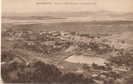 CE5 - TANANARIVE ( MADAGASCAR ) -   LE LAC D ' AMBOHIPOTSY - VUE GENERALE -  2 SCANS - Madagaskar