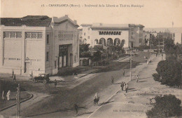 CE8  - CASABLANCA ( MAROC ) -  BOULEVARD DE LA LIBERTE ET THEATRE MUNICIPAL - ANIMATION - AUTOMOBILE , CARRIOLES  - Casablanca