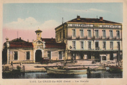 CE14 -(30)  LE GRAU DU ROI - LA  MAIRIE  - HOTEL BELLEVUE  - CARTE COLORISEE   -  2 SCANS - Le Grau-du-Roi