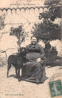 CHANEINS (Ain) - Une Bienfaitrice Et Son Chien - Voyagé 1910 (2 Scans) - Non Classés