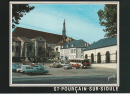 ALnw 5-(03) ST POURCAIN SUR SIOULE - LA PLACE CLEMENCEAU ET L' ANCIENNE ABBATIALE SAINTE CROIX - AUTOCAR - COMMERCES - Autres & Non Classés