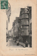 ALnw 13-(10) TROYES - LA RUE CHAMPEAUX - ANIMATION - 2 SCANS  - Troyes