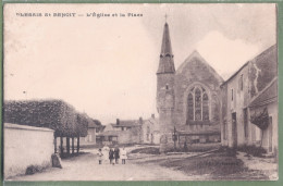 CPA Vue Rare - ESSONNE - PLESSIS SAINT BENOIT - L'ÉGLISE ET LA PLACE - Animation - Andere & Zonder Classificatie