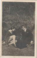 CE 30-(24) COUPLE DANS GRANGE - CORRESPONDANCE ST FELIX DE VILLADEIX (1922)  - 2 SCANS  - Coppie