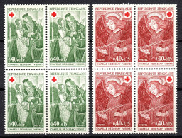 Année 1970 - Croix Rouge - N°1661 Et 1662 - Fresque De La Chapelle De Dissay (Vienne) - Blocs De 4 Exemplaires - Neuf ** - Unused Stamps