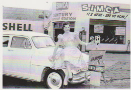 SIMCA ARONDE - DEVANT GARAGE - STATION SHELL 1959 - CARTE POSTALE 10X15 CM NEUF - Voitures De Tourisme