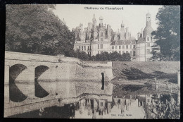 41 - Château De Chambord ( Reflet Dans L'eau - Pont) - Chambord