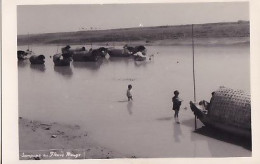 SAMPANS AU FLEUVE ROUGE - Vietnam