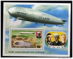 Madagascar  BF N° 11  XX  75ème Anniversaire Du Premier Zeppelin , Le Bloc Sans Charnière TB - Madagaskar (1960-...)