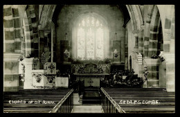 Ref 1645 - 1905 Real Photo PC - Interior Of Sedlescombe Church Sussex - Staplecross Cancel - Autres & Non Classés