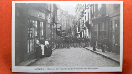 CPA (49) Angers. Monôme Des Viscrits Et Conscrits Rue Beaudrière. Gadz'Arts. (5A.n°542) - Angers