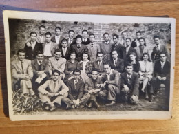 19386.  Fotografia Cartolina D'epoca Gruppo Giovani In Posa Aa '40 Italia - 14x9 - Personas Anónimos