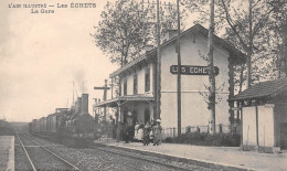 Les ECHETS (Ain) Près Miribel - La Gare - Arrivée Du Train - Ecrit 1913 (2 Scans) - Zonder Classificatie