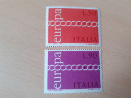 TIMBRES    ITALIE     ANNEE   1971    N  1072  /  1073     COTE  1,00  EUROS   NEUFS  LUXE** - 1971-80:  Nuovi