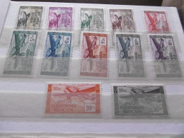 A E F       PA30/41 * *    AVION SURVOLANT DES PAYSAGES - Unused Stamps