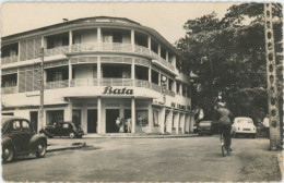 Real Photo Bureau Air France    Pub Chaussures Bata  Simca Aronde Traction Citroen Land Rover - Otros & Sin Clasificación