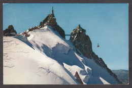 098824/ CHAMONIX, Téléphérique De L'Aiguille Du Midi, Les Trois Pointes Et Arrivée De La Benne - Chamonix-Mont-Blanc