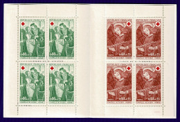 Ref 1645 - France 1970 - Red Cross Booklet SG 1902/1903 - Croix Rouge