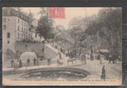 23 - EVAUX LES BAINS - Visite Des Sources De L' Etablissement Thermal Par Les Médecins Du V.E.M. - Evaux Les Bains