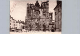 Lyon, Cathédrale St-Jean - Kerken En Kathedralen