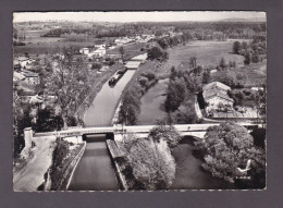 En Avion Au-dessus De CORRE (70) Le Canal De L' Est Et Le Coney ( Batellerie Peniche Vue Aerienne ) - Andere & Zonder Classificatie