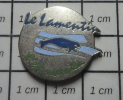 122 Pin's Pins / Beau Et Rare / ANIMAUX / LE LAMANTIN - Animali