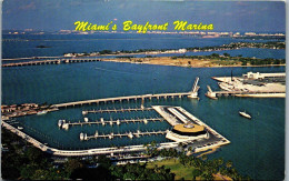 49801 - USA - Miami , Florida , Miami's Bayfront Marina , Miamarina - Gelaufen  - Miami