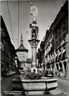 50195 - Schweiz - Bern , Zeitglockenturm Mit Zähringerbrunnen - Gelaufen 1968 - Bern