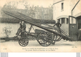 SERVICE DES SAPEURS POMPIERS DE PARIS LA GRANDE ECHELLE DE SAUVETAGE SUR SON CHARIOT - Feuerwehr