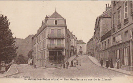 DE 17 -(39 ) SALINS LES BAINS - RUE GAMBETTA ET RUE DE LA LIBERTE  - ANIMATION  - 2 SCANS - Autres & Non Classés