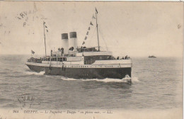 DE 3 -(76) DIEPPE  -  LE PAQUEBOT " DIEPPE " EN PLEINE MER   - 2 SCANS - Steamers