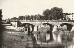 DE 24 -(40) TARTAS  -  LE PONT ET LES QUAIS - ANIMATION -  PECHEURS A LA LIGNE  -   2 SCANS - Tartas