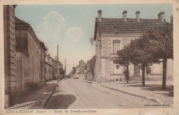 DE 10 -(36) AZAY LE FERRON  -  ROUTE DE PREUILLY SUR CLAISE -  CARTE COLORISEE  -  2 SCANS - Autres & Non Classés