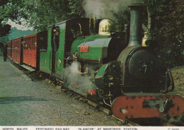 ZUG Schienenverkehr Eisenbahnen Vintage Ansichtskarte Postkarte CPSM #PAA810.DE - Trenes