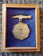 Antique Chinese Medal With Box - Altri & Non Classificati