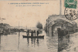 EP 6 -(44) SOUVENIR DES INONDATIONS A NANTES (JANVIER 1910) - QUAIS BACO ET MAISON ROUGE - ANIMATION - 2 SCANS - Nantes