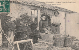 Chatelaillon, Dans Le Village Des Boucholeurs, Le Triage Des Huîtres - Autres & Non Classés