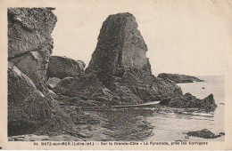 EP 9 -(44) BATZ SUR MER  - SUR LA GRANDE COTE  -  LA PYRAMIDE , PRES LES KORRIGANS  -  2 SCANS - Batz-sur-Mer (Bourg De B.)