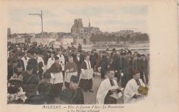 EP 10 -(45) ORLEANS  -  FETE DE JEANNE D'ARC -  LA PROCESSION  - LE PRELAT OFFICIANT -  CARTE COLORISEE  -  2 SCANS - Orleans