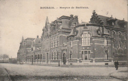 FI 27 -(59) ROUBAIX -    HOSPICE DE BARBIEUX   - 2 SCANS - Roubaix