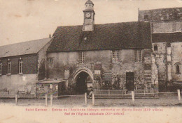 GU 1 -(60) SAINT GERMER  - ENTREE DE L'ANCIENNE ABBAYE , CONVERTIE EN MAIRIE ECOLE  -  2 SCANS - Autres & Non Classés