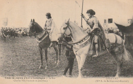 GU 2 -(60) COMPIEGNE  -  FETES DE JEANNE D'ARC -  LE ROI CHARLES VII ( VICOMTE DE JUMILHAC ) -  2 SCANS - Compiegne