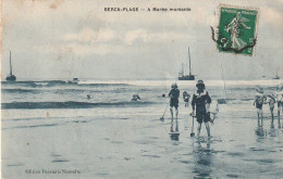 GU 8 -(62) BERCK PLAGE  -  A MAREE MONTANTE  -  BAIGNEURS  - 2 SCANS - Berck