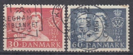 DENMARK 381-382,used,falc Hinged - Familles Royales