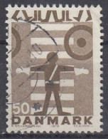 DENMARK 492,used,falc Hinged - Unfälle Und Verkehrssicherheit