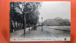 CPA (49) Angers. Le Palais De Justice. Place Du Champ De Mars. Animation. (7A.n°147) - Angers