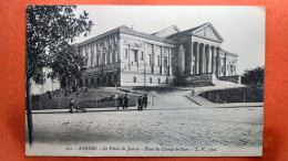 CPA (49) Angers. Le Palais De Justice. Place Du Champ De Mars. Animation. (7A.n°149) - Angers